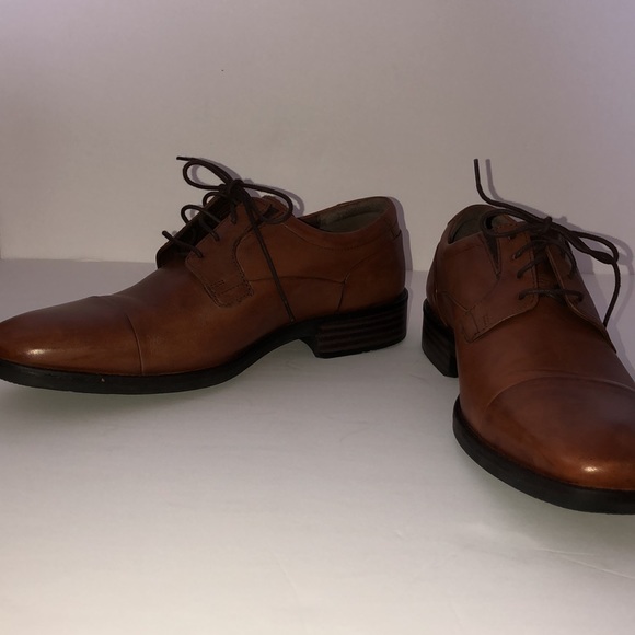 Johnston & Murphy Shoes - Picture 7 of 15